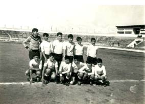 Equipo de futbol hogar Sierra Espadan 1960.